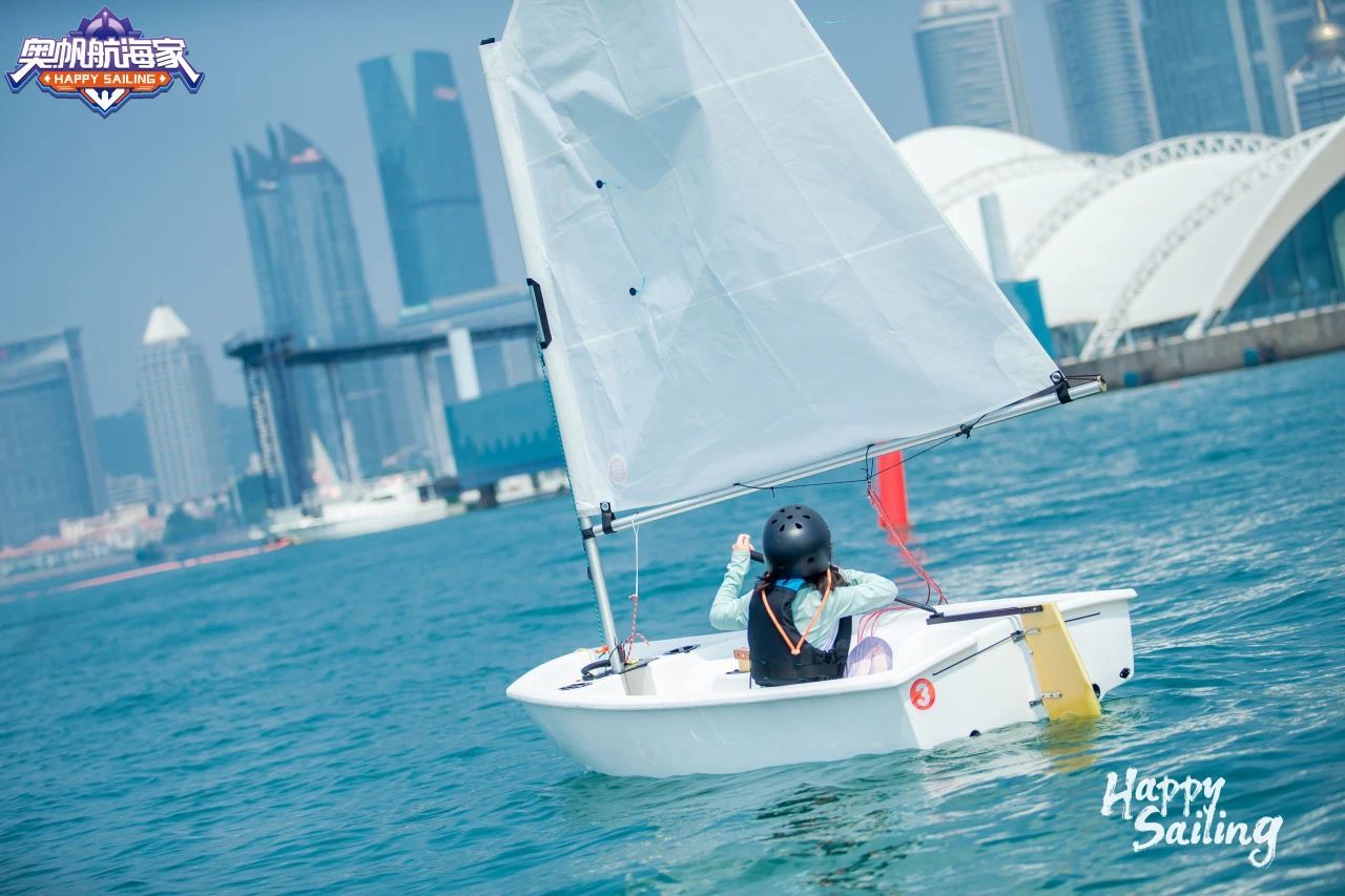 一起走进青春热血的帆船少年的自由夏天！