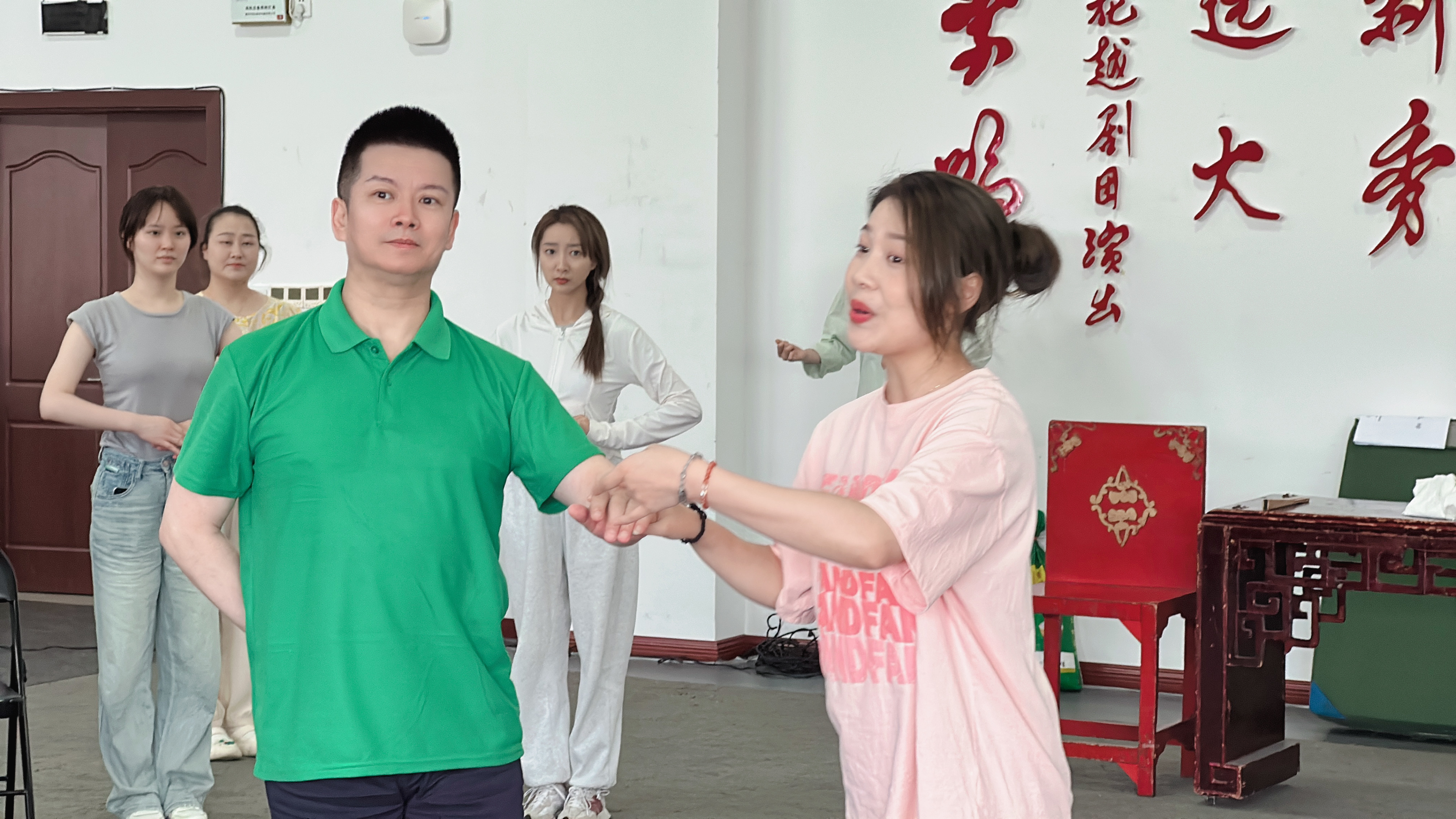 甬城小百花  越音绽香江——宁波小百花越剧团即将赴港展演