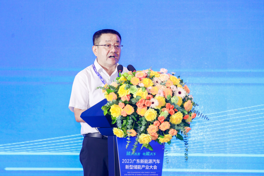 南海区委书记顾耀辉讲话。