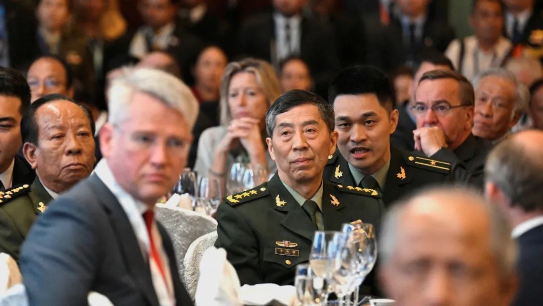 ▎美军印太司令称中国军方仍未回复接触要求，包括8月年度防长会议邀请。