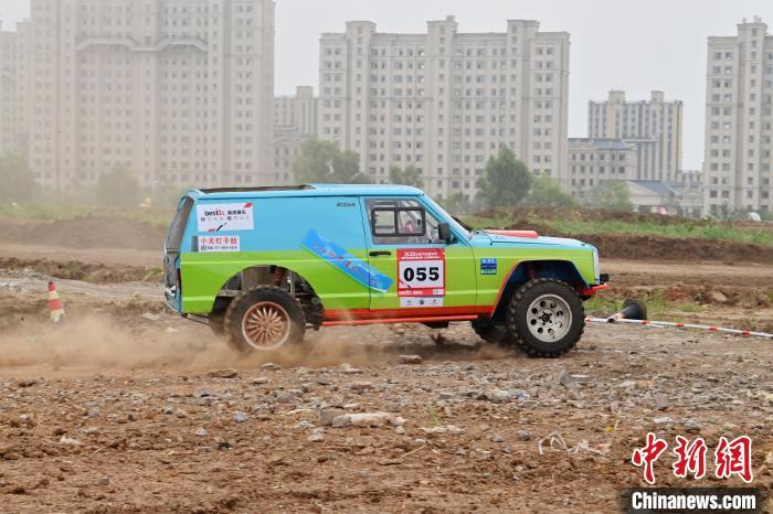 杨平在比赛中。张瑶 摄