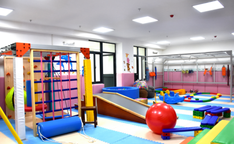 改善就医体验：聚焦特殊人群，助力“折翼天使”逆风飞翔