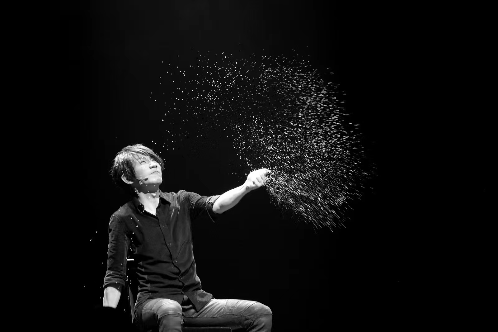 秦皇岛：今夏五星级魔幻盛宴 刘谦40周年见证奇迹公演正式官宣