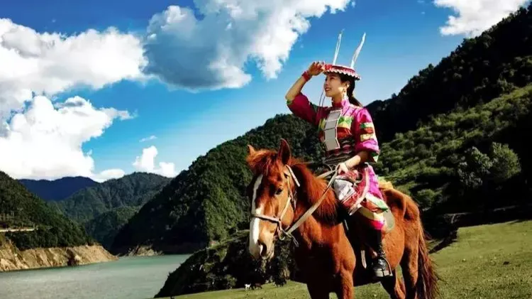 神秘的白马人中有什么传说？山神曾拯救过整个部落