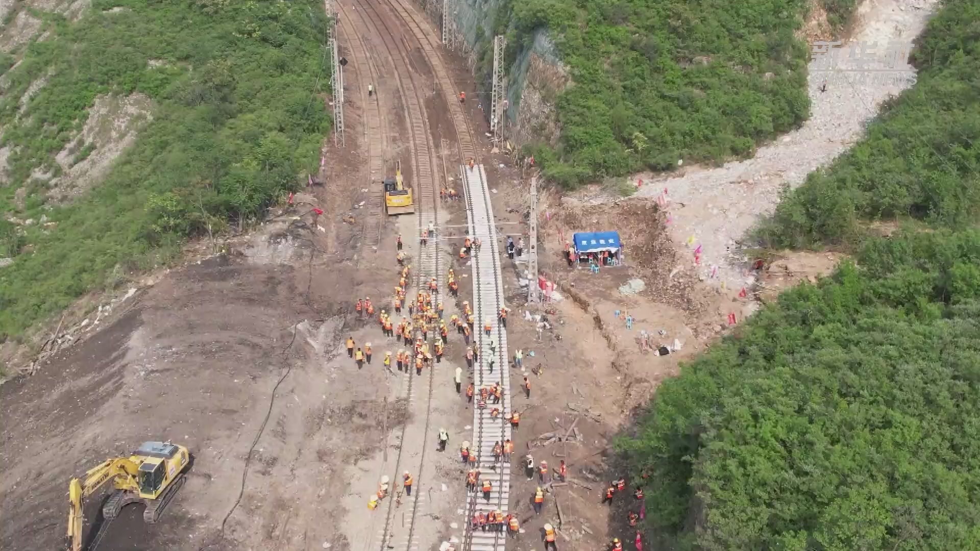 新华全媒+丨71小时抢通 北京丰沙线铁路恢复通车