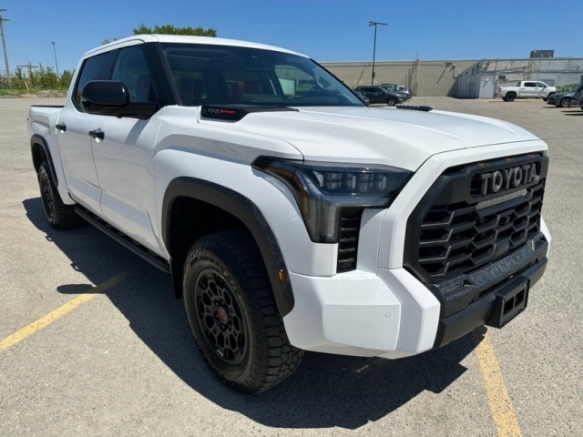 23款丰田坦途35t混动trdpro西安70万