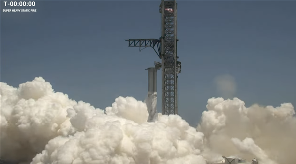 SpaceX星舰静态点火喜忧参半：4台发动机提前关机