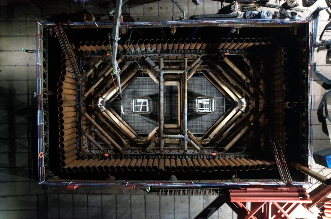 昌九高铁隆兴大桥中支主桥承台全部浇筑完成(图)