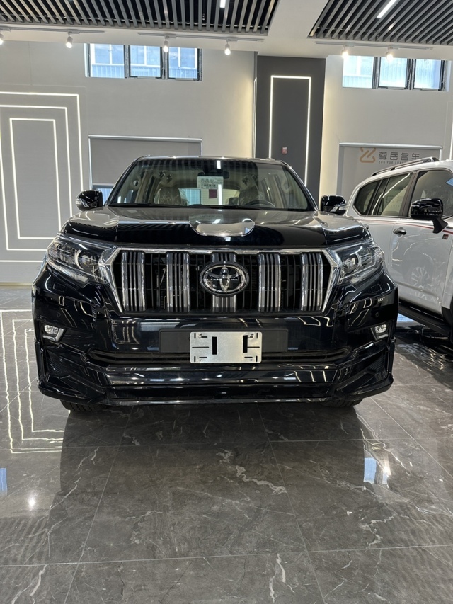 23款丰田霸道4000vxr顶配西安75万_凤凰网汽车_凤凰网