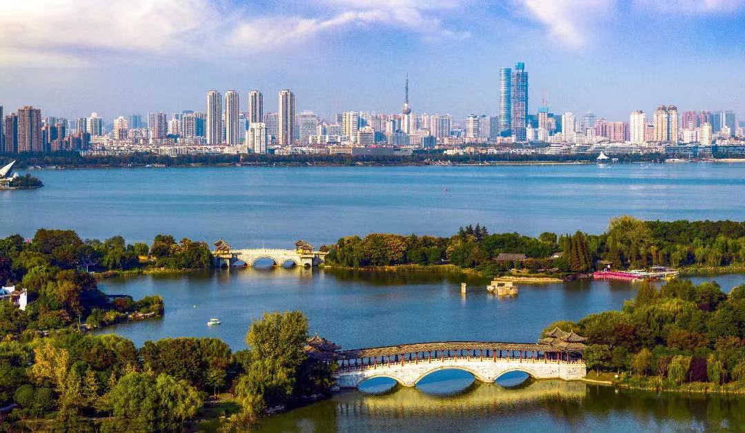 走在前、做示范,泉山全力推动“七个更大突破”