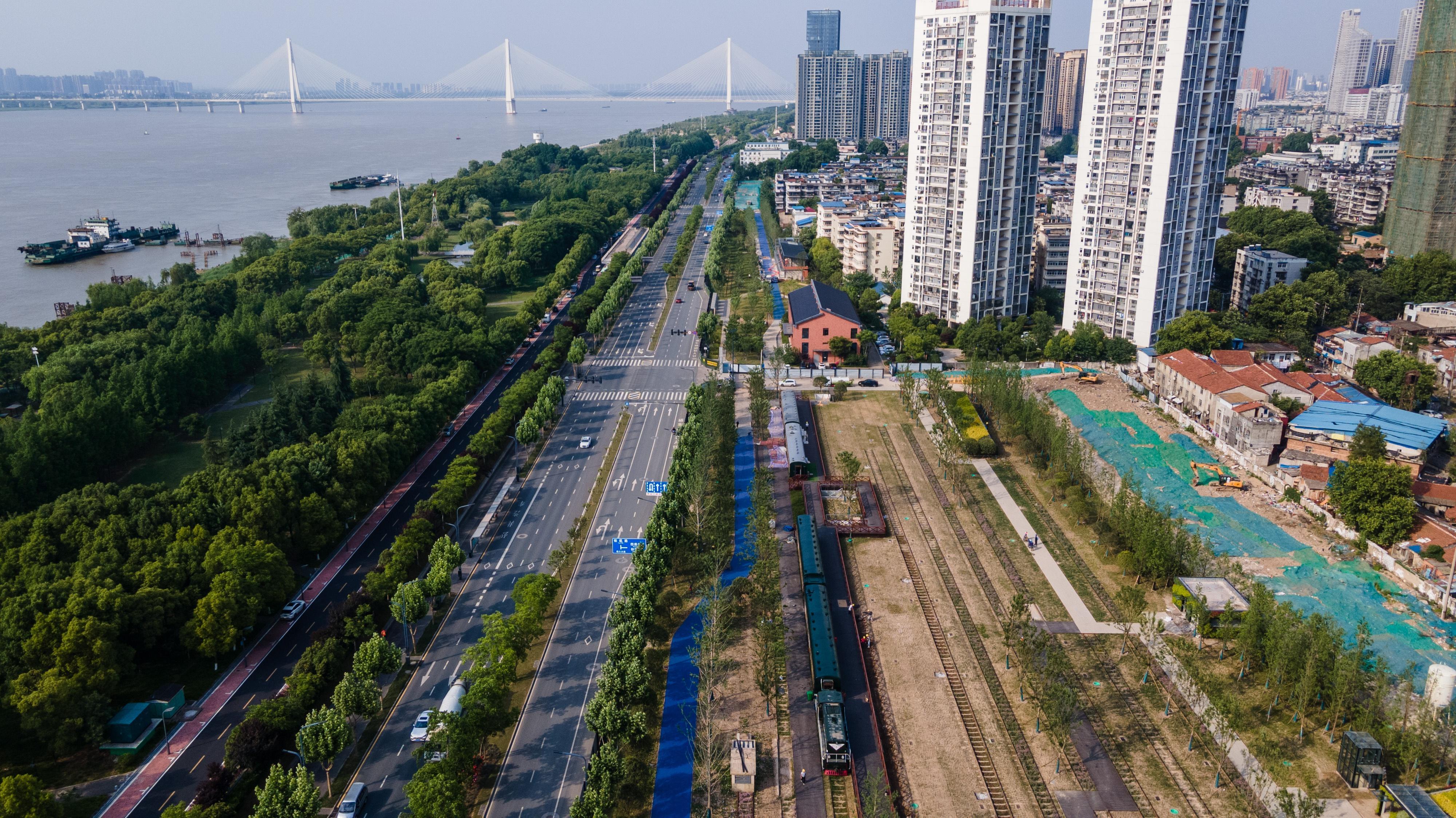 武九綜合管廊項目建設同時，全面縫合武昌、青山臨江片區(qū)城市路網(wǎng)。通訊員楊篪趙勇供圖