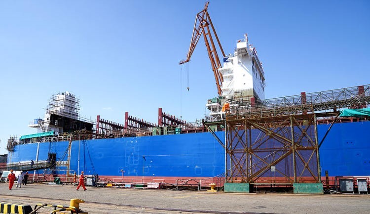秦皇岛山船重工：11.5万载重吨原油船开工
