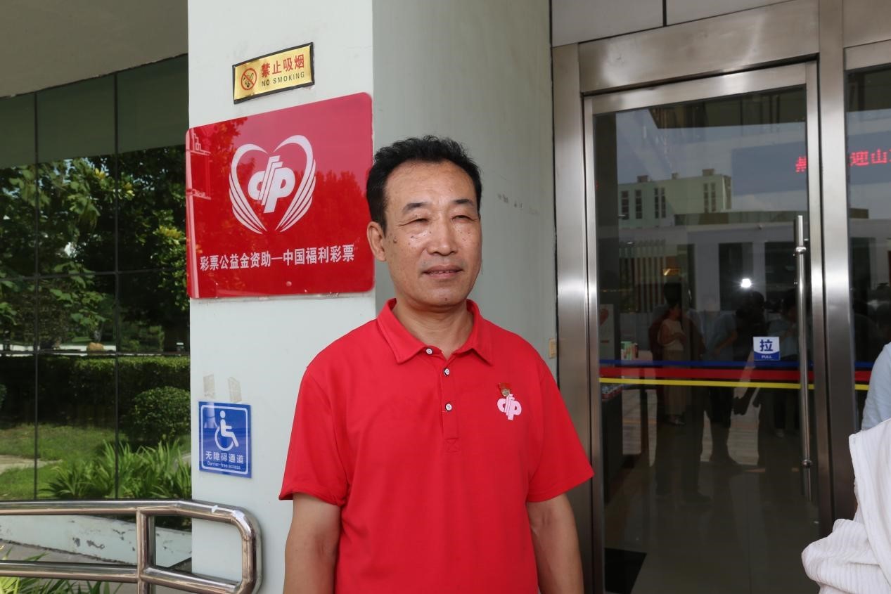 山东福彩公益大使、济宁37088159号投注站销售员田洪才向广大彩友的善举道谢