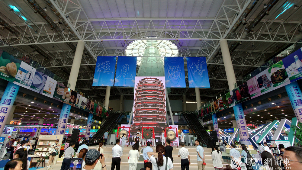 “多彩淄博”惊艳亮相泉城济南 好品美物带来浓浓“淄味”