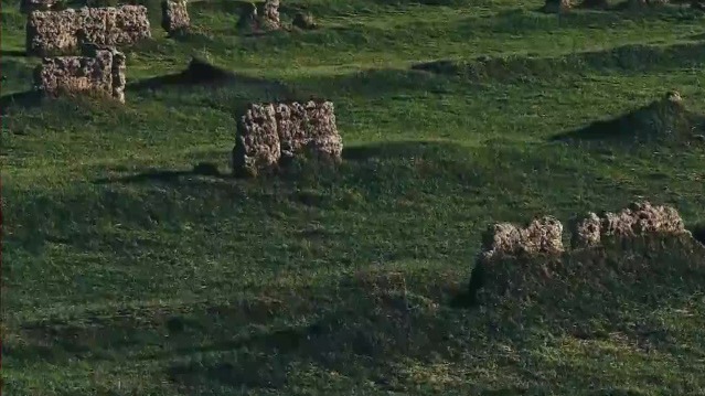 金银滩上的一处“残垣断壁”，埋藏着221基地职工不为人知的辛酸往事