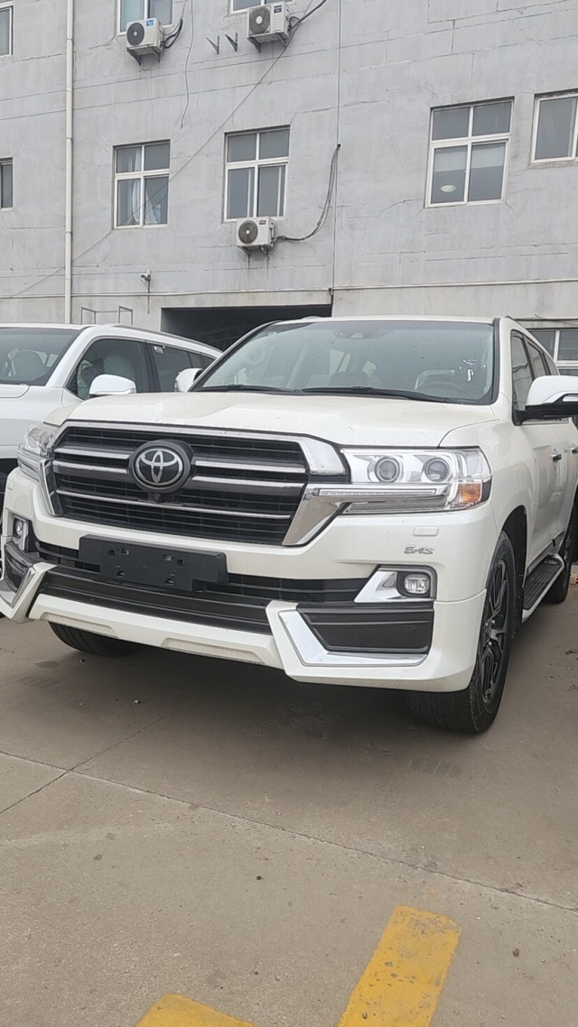 国六丰田酷路泽5700vsrgts西安130万