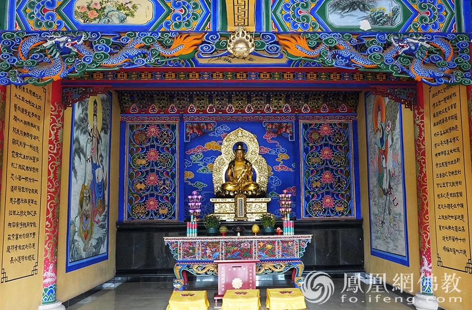 打卡乌鲁木齐红光山大佛寺:近距离感受西北第一大佛的庄严神圣