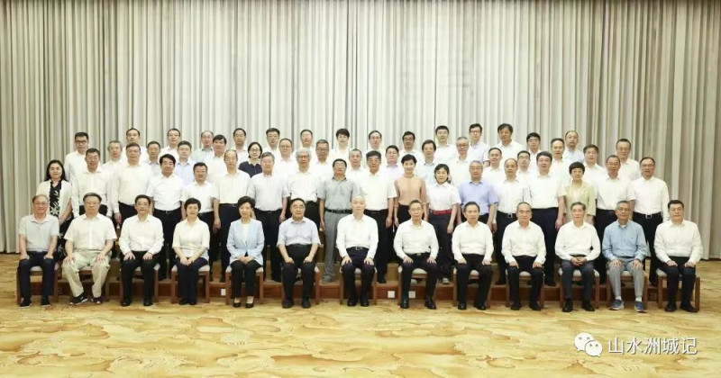 8月1日至7日，受党中央、国务院邀请，57位专家来到北戴河休假。新华社记者 庞兴雷 摄