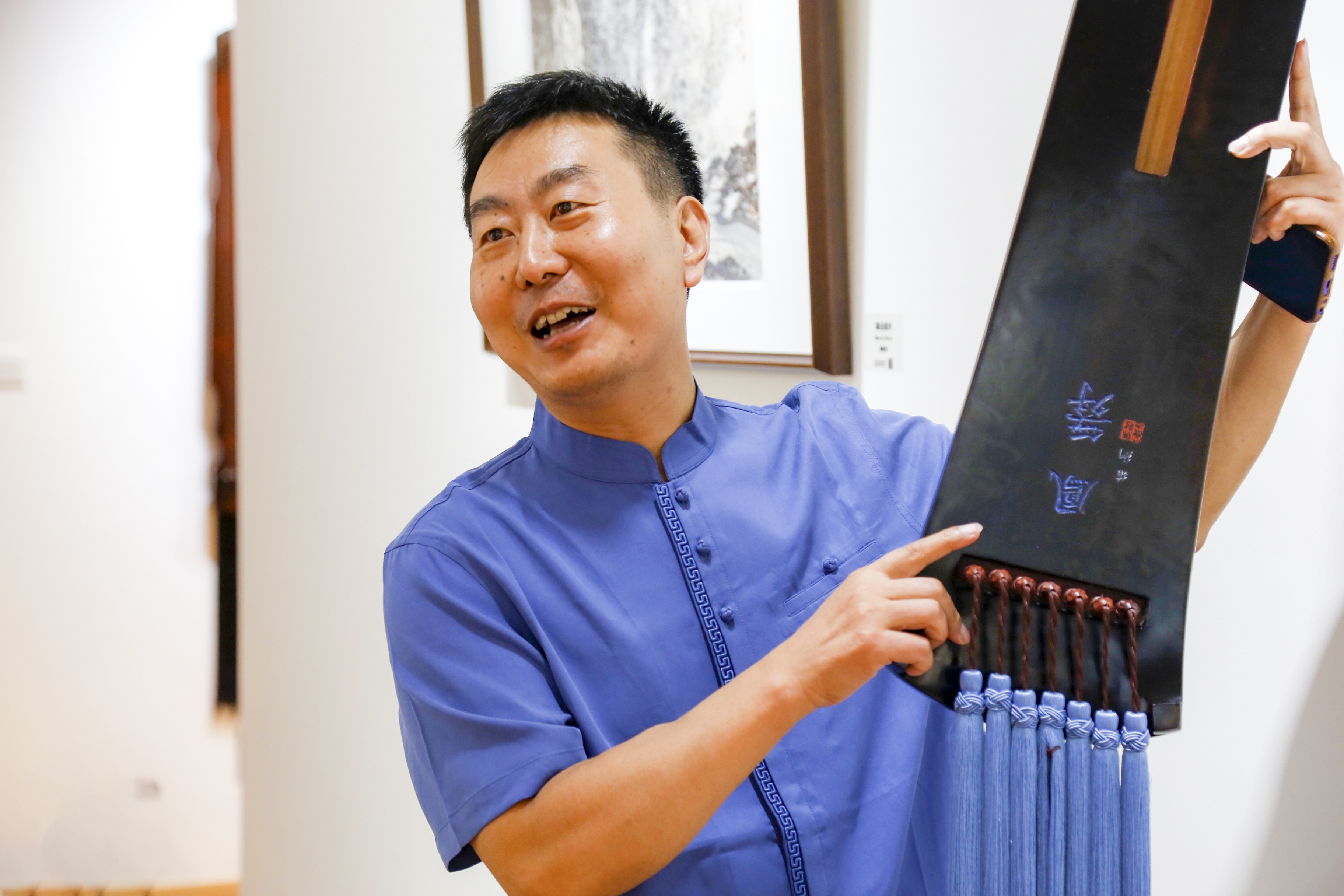 穿越时光遇见古琴！“鸾翱凤翥”马维衡梁鸾式古琴书画艺术展启幕