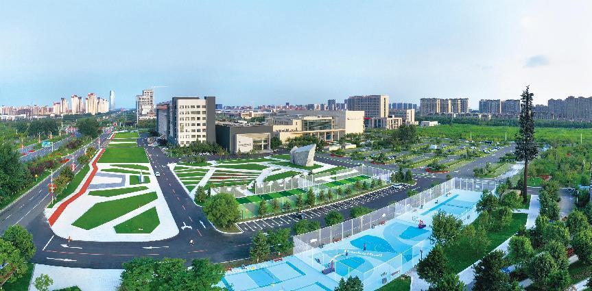 “人、城、产”融合提升区域品质