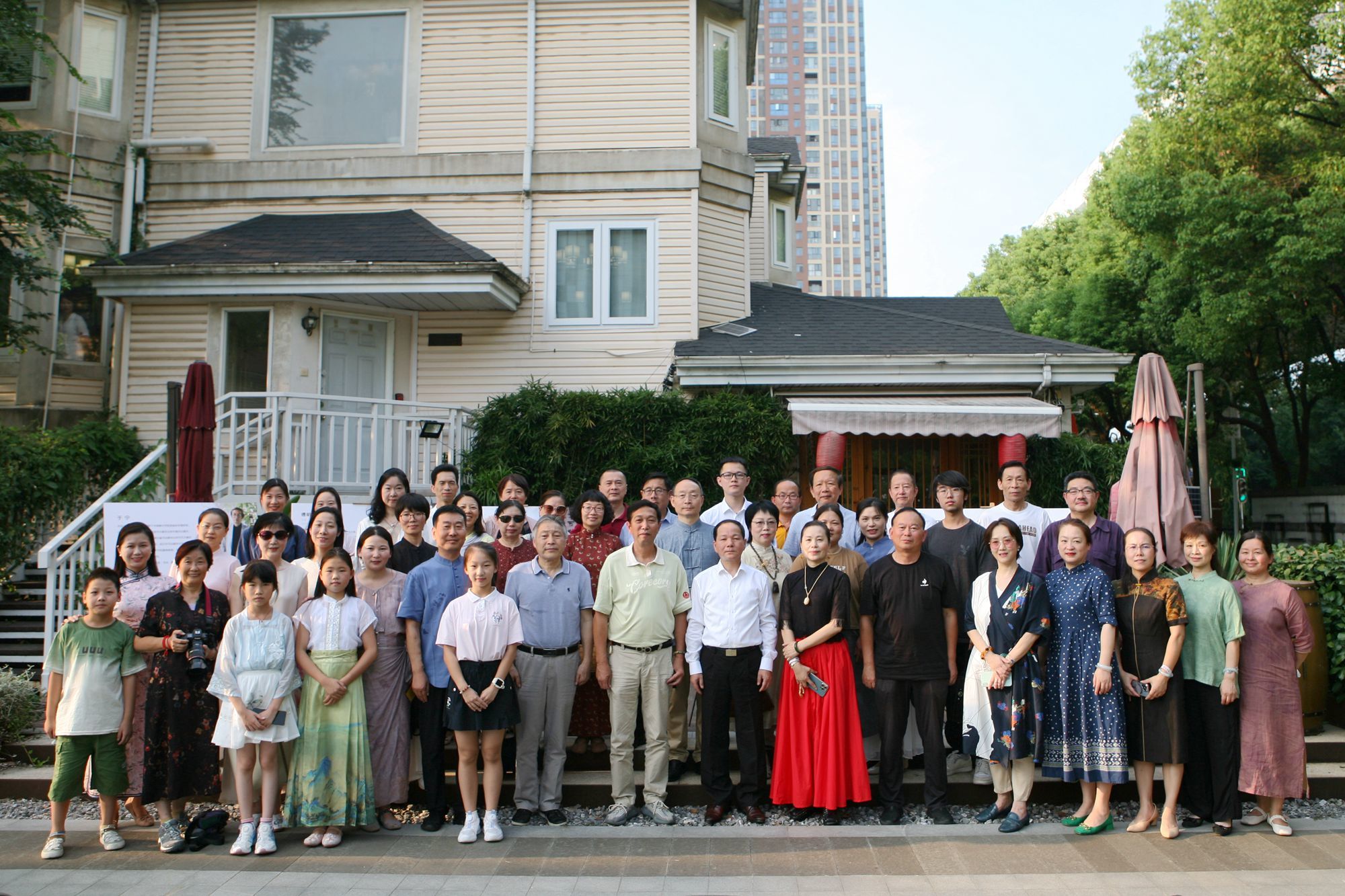 穿越时光遇见古琴！“鸾翱凤翥”马维衡梁鸾式古琴书画艺术展启幕