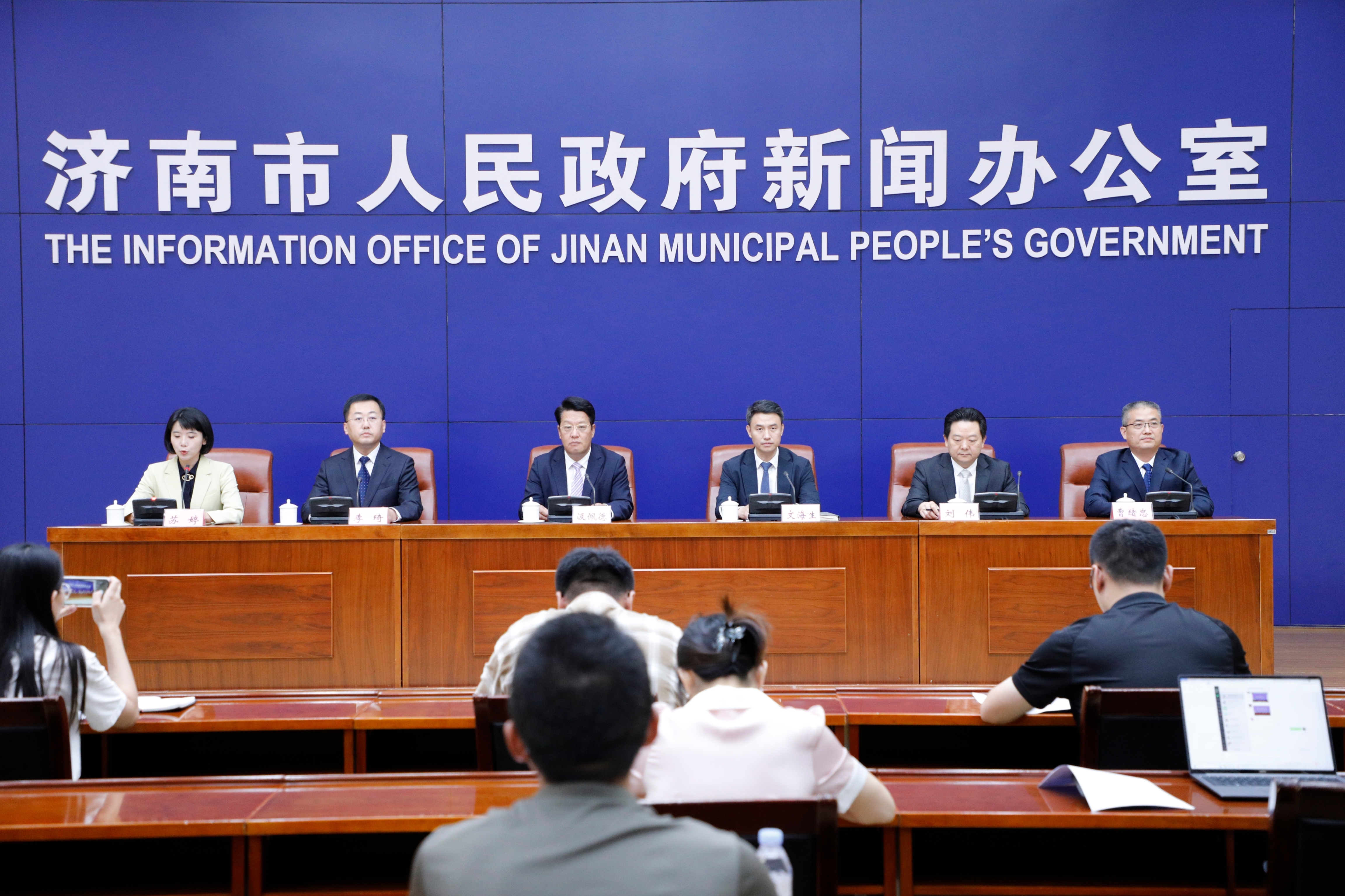 1-6月济南市智能制造与高端装备产业营业收入1934.3亿元，同比增长27.25%