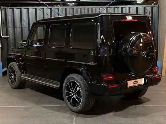 23款奔驰g350d本月冲量钜惠跌破150万