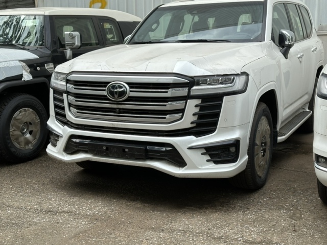 22款丰田酷路泽3500aeros包围西安95万