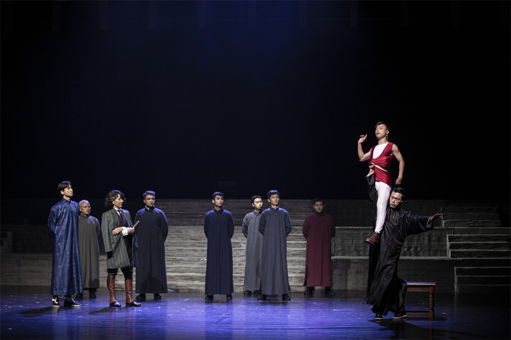 《搭手飞人》剧照