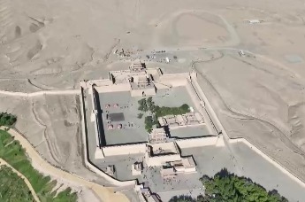 穿越嘉峪关 沉浸式打卡“长城露天博物馆”