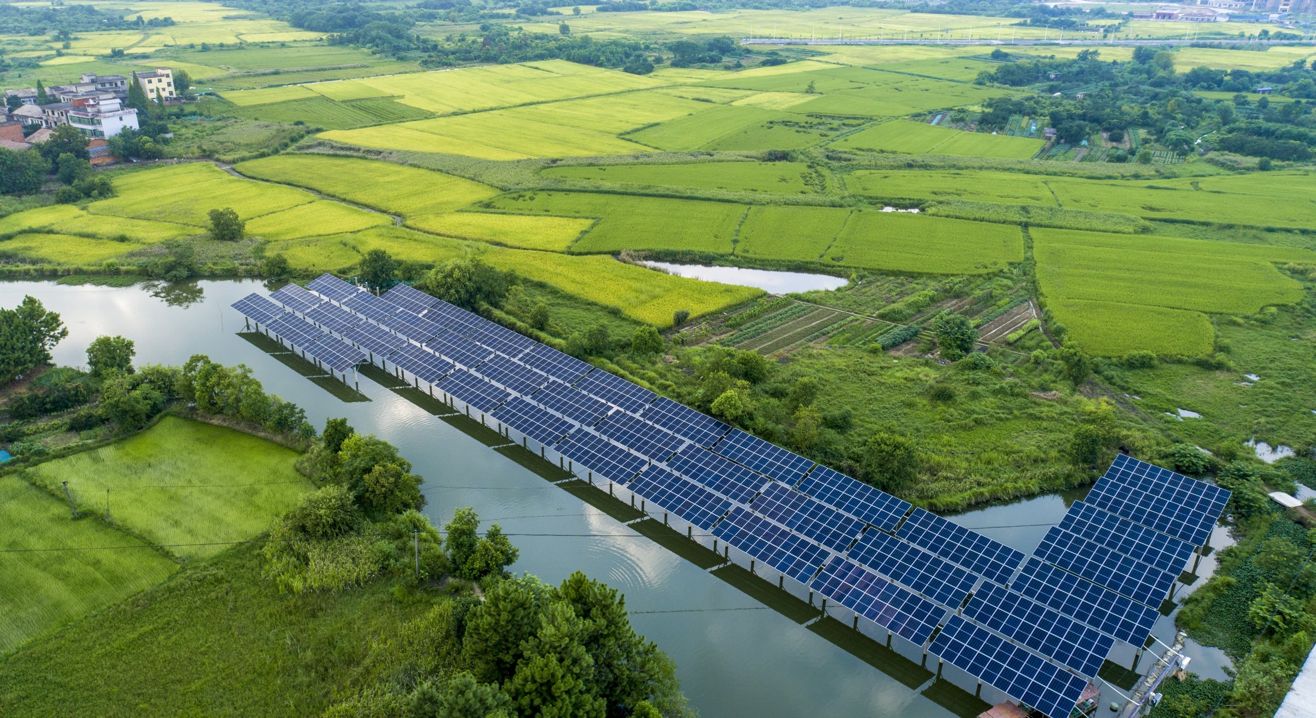 光伏产业赋能乡村振兴
