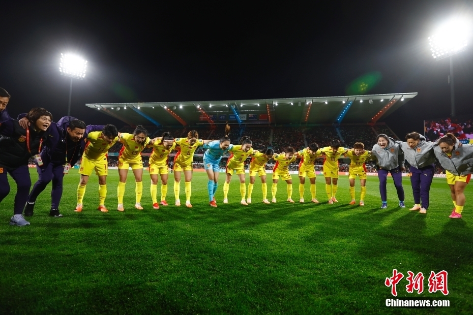 中国女足在世界杯上。中新社记者 富田 摄