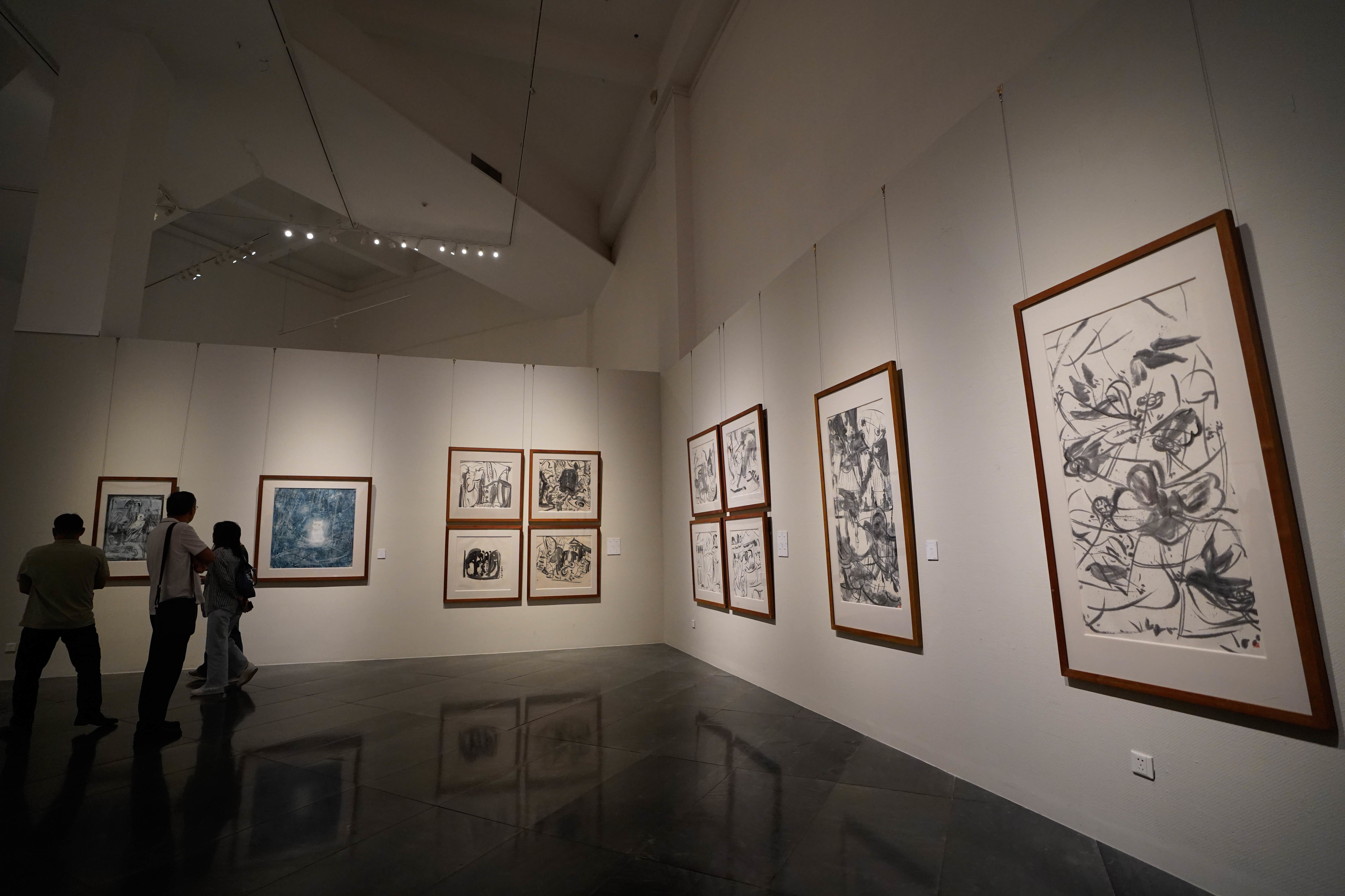 “瑞鹤清响——鲁晓波张子康谢小铨书画作品联展”亮相东莞