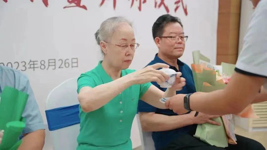 “全国名老中医药专家魏雅川传承工作室”在徐州设立工作站