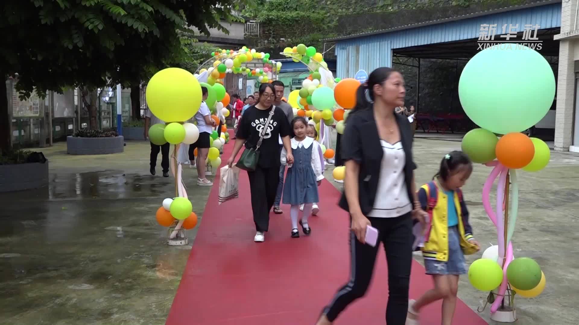 中国—赤道几内亚友谊小学迎来开学季