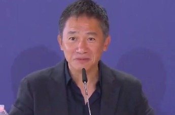 梁朝伟威尼斯电影节回答凤凰网提问：职业生涯从不做规划 而是相信命运