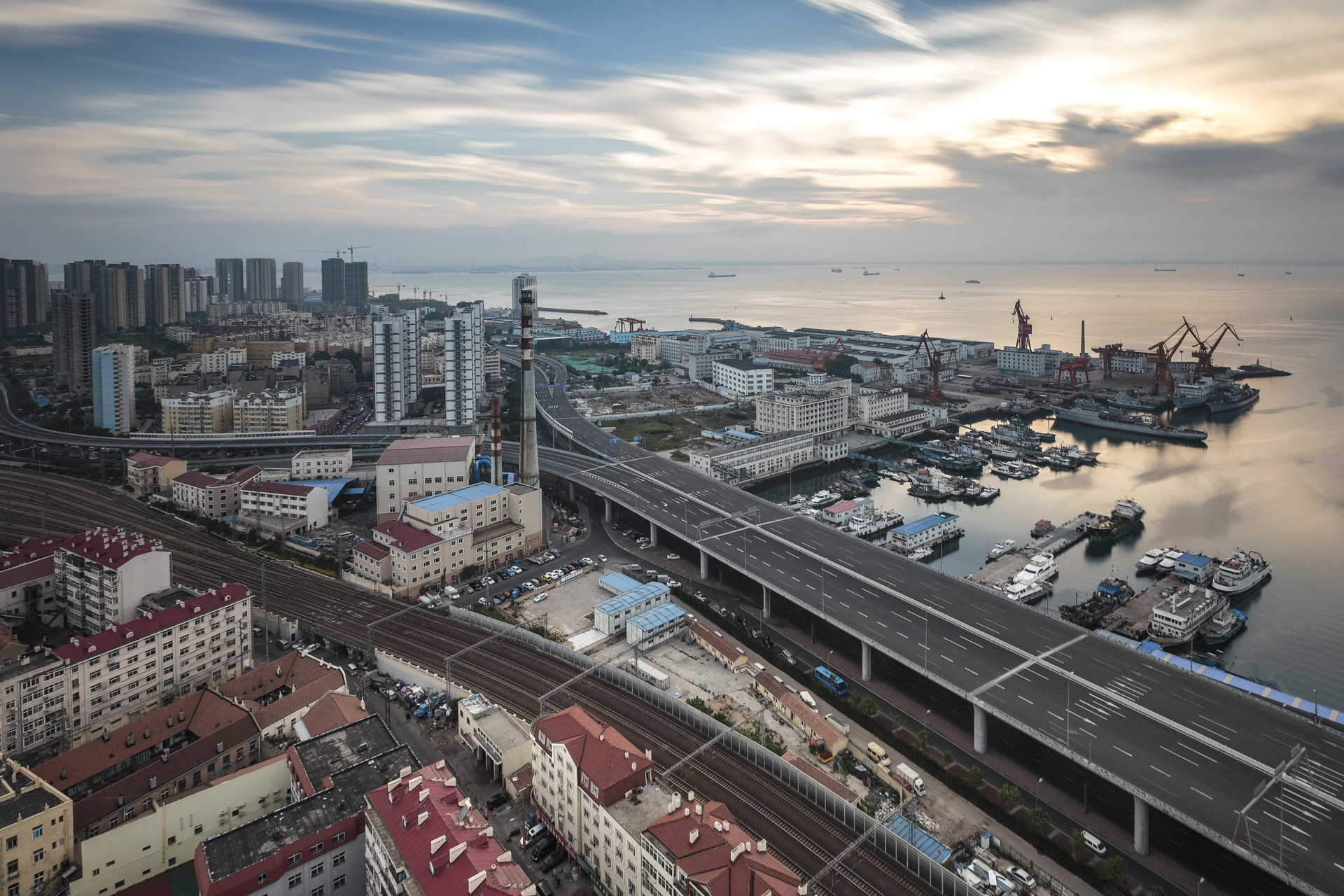 总长2601米 青岛港董家口港区胡家山防波堤项目新进展