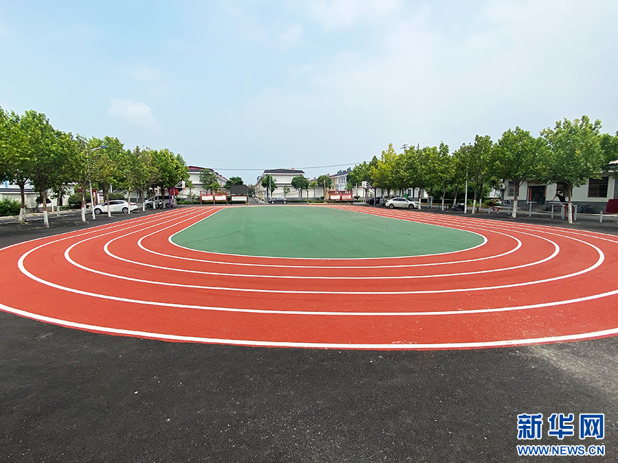 8月25日，河南省平頂山市寶豐縣周莊鎮(zhèn)馬川新村村貌。