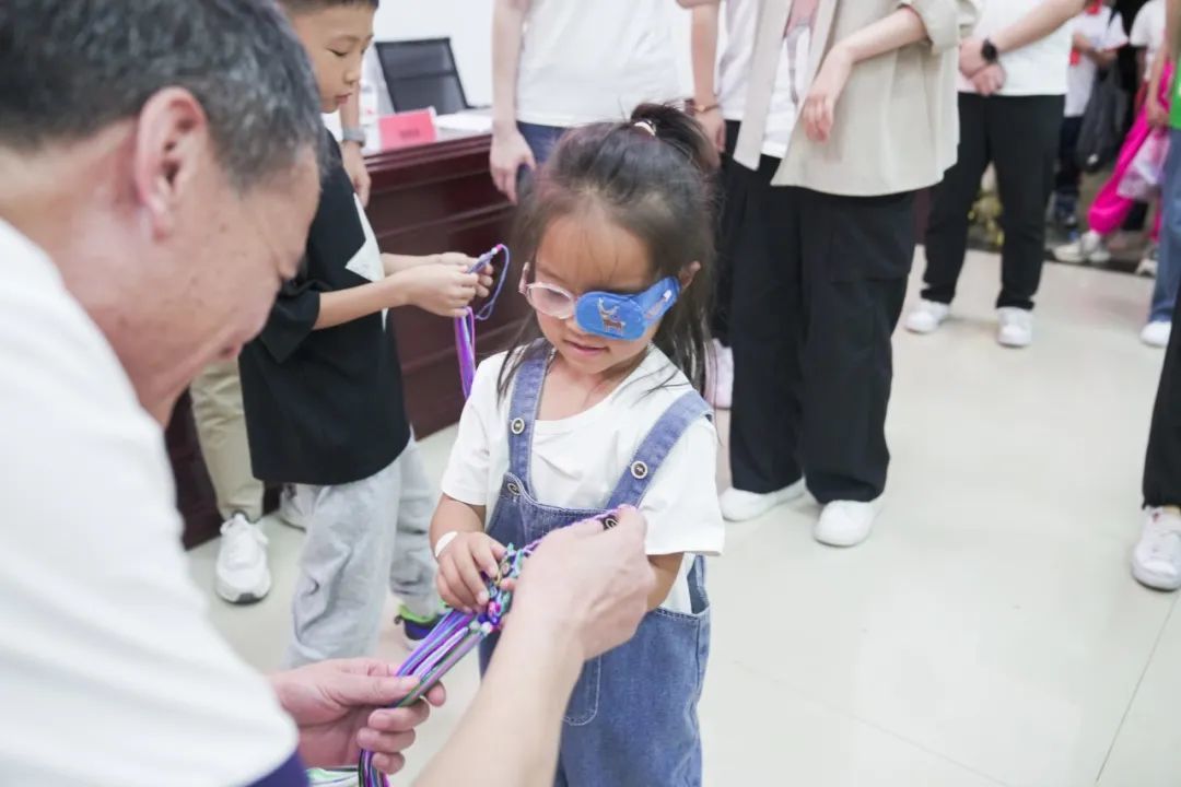 【益行贵州 亲子助学】海氏海诺集团2023年贵州省亲子助学公益行圆满举行