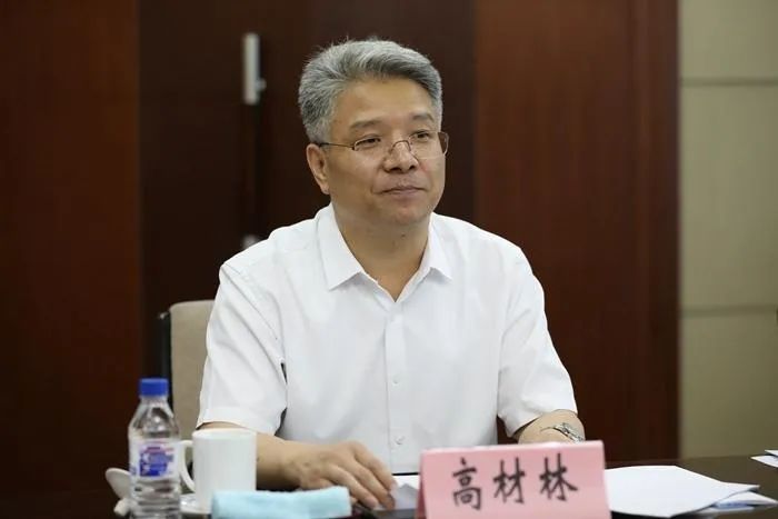 谢丽娟个人资料甘肃兰州 B75EF925535A84DFB13D3074484138BC6B75B586_size26_w700_h467.jpg