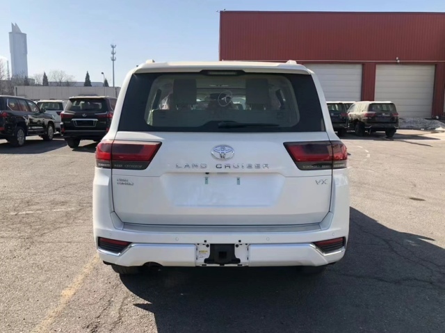 22款丰田酷路泽3500vx高配西安110万