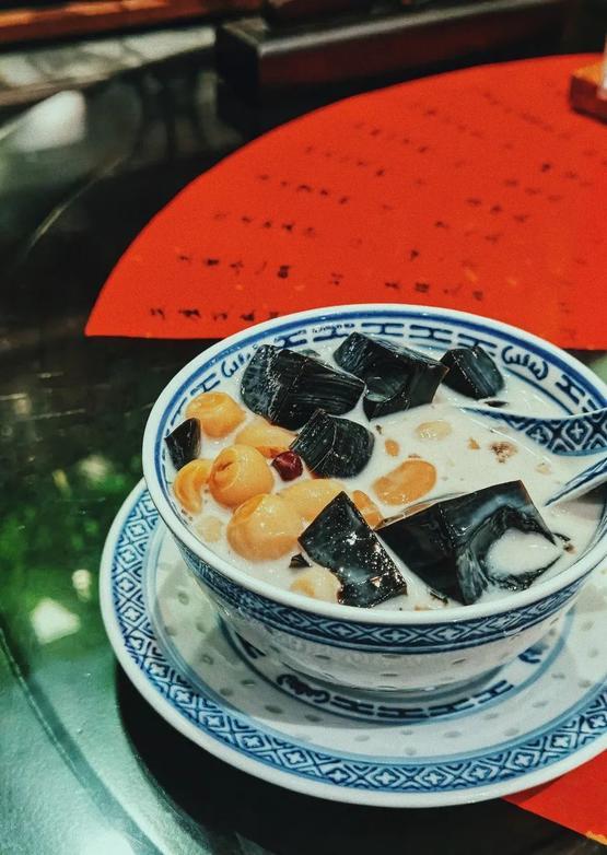 搭配更加丰富的烧仙草 | 图虫创意