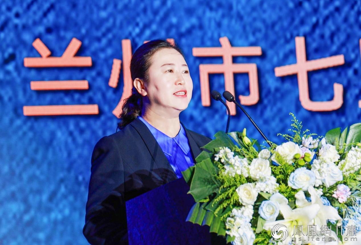 七里河区委副书记、区长孙洋期待,越来越多企业助力推动全区总部经济、楼宇经济保持快速增长势头。保利(甘肃)实业投资有限公司供图