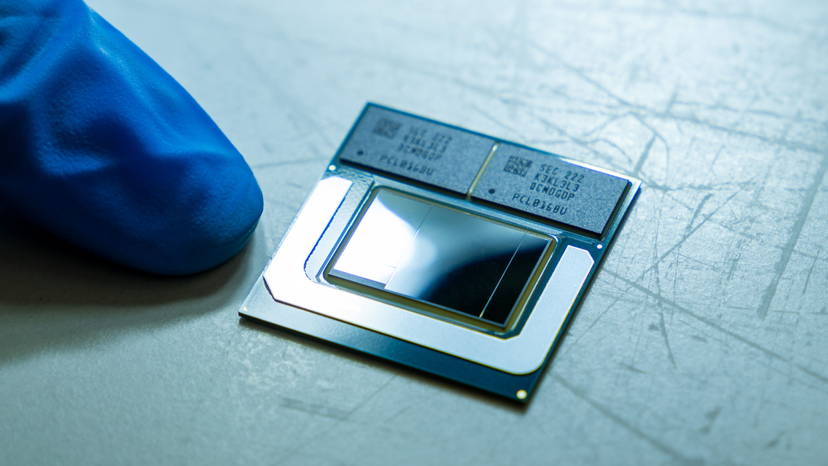  ultra lpddr5x 7500 