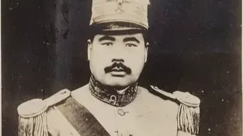1917年张勋力主溥仪复辟,冯玉祥的部队直接开到景山,把大炮对准了紫禁城_凤凰网视频_凤凰网