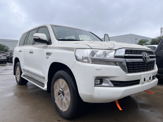 国六丰田酷路泽5700高配西安130万