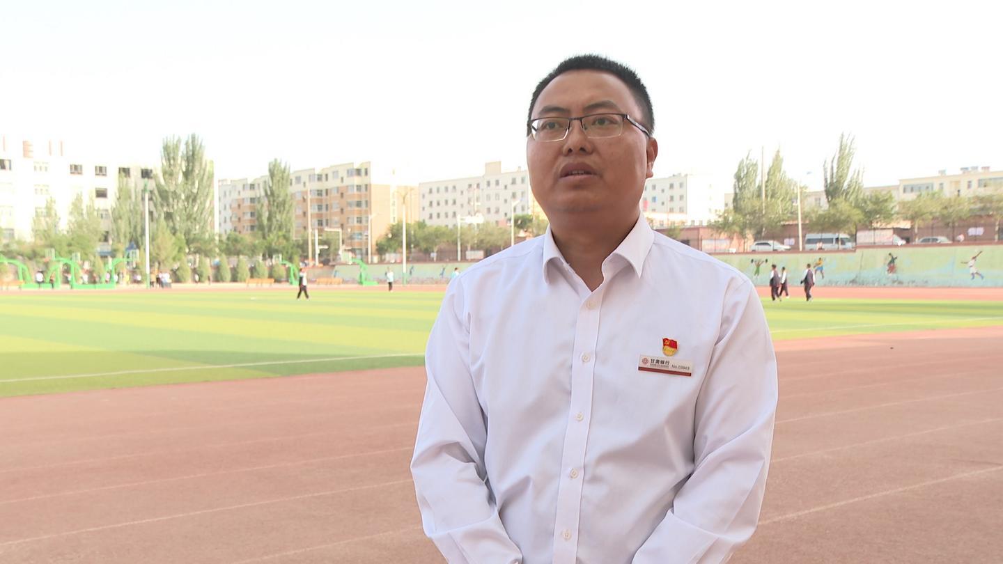 爱心永昌种下“希望”：企业为6名困难学子捐资助学