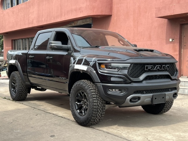 道奇公羊1500trx霸王龙二级包优惠92万