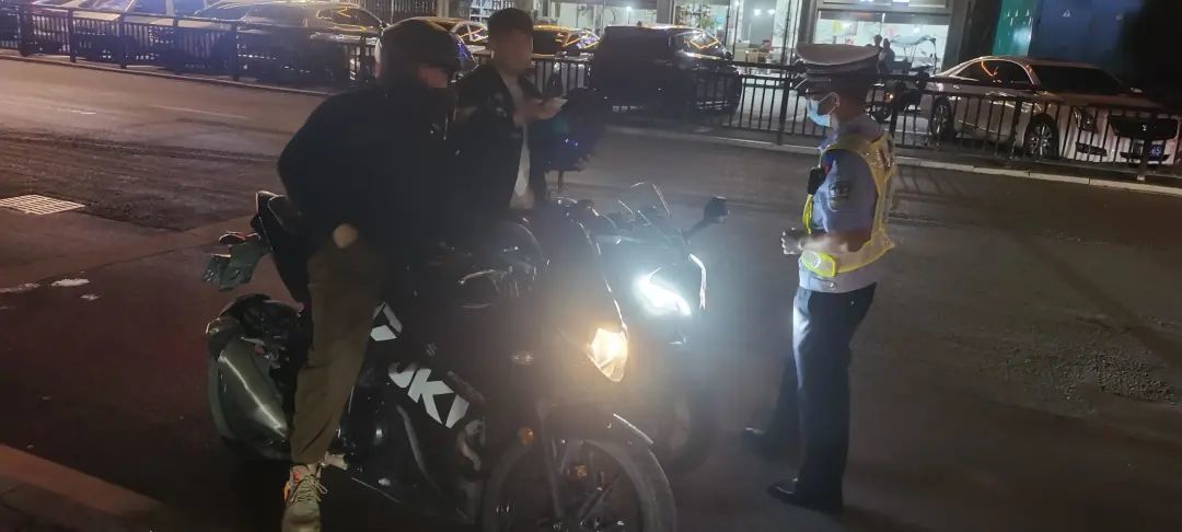 飙车“炸街”好刺激?道路不是赛车场!景德镇多部门联合出手