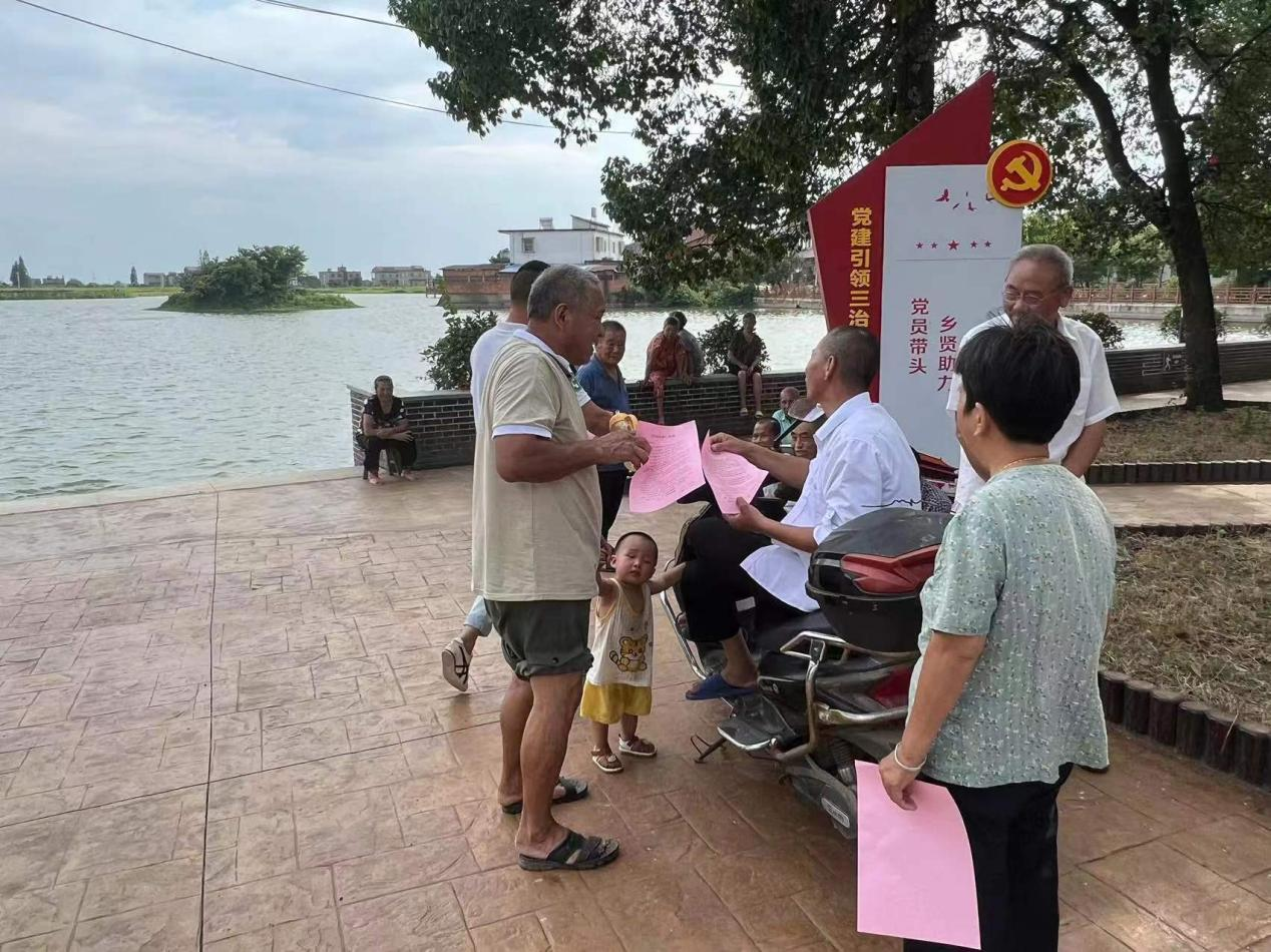 南昌县泾口乡人大持续宣传反诈意识入心